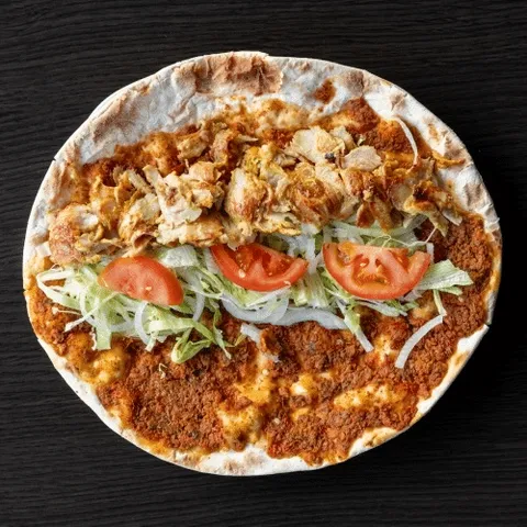 Lahmacun met vlees menu