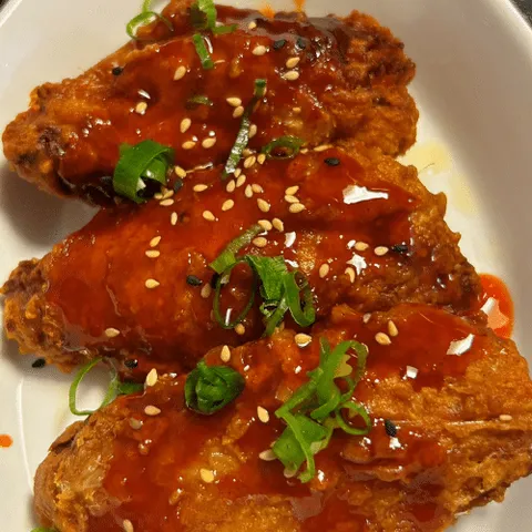 Fried chicken wings