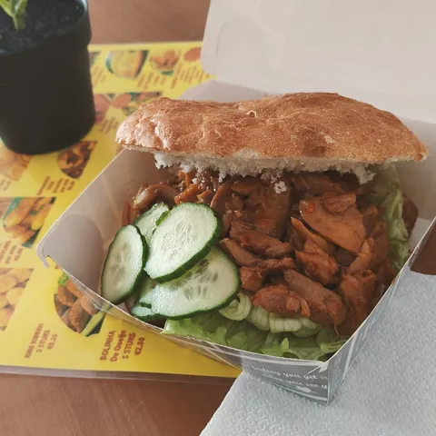 ChickenPlaza broodje kip teriyaki