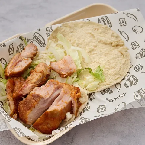 Broodje kippendijen halal