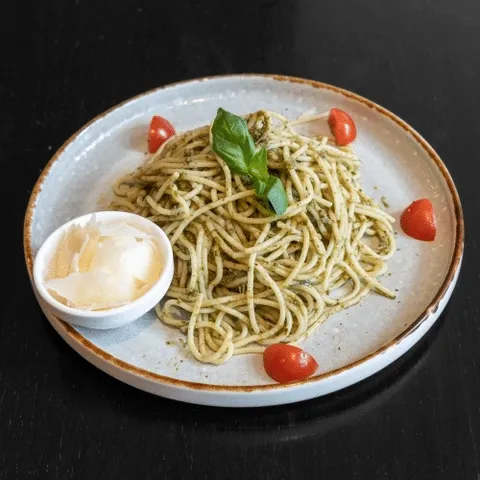 Pasta pesto