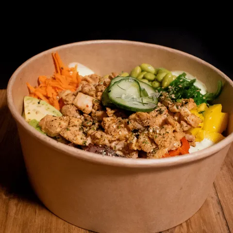 Geroosterde kip poké bowl