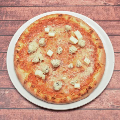 Pizza quattro formaggi