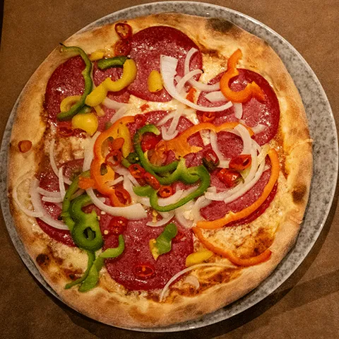 Pizza peperoni hot