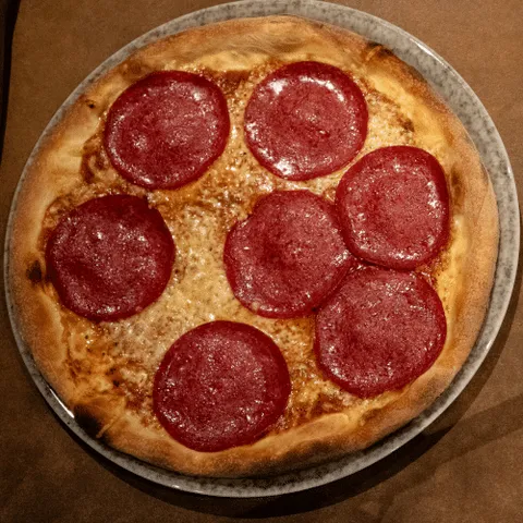 Pizza salami