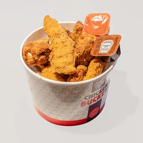 Chicken bucket, 5 strips en 6 wings