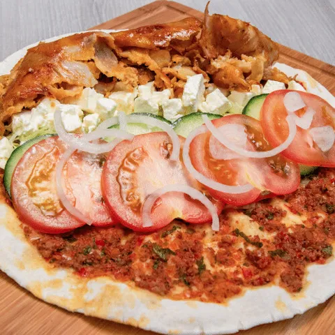 Turkse pizza met kalfsdöner