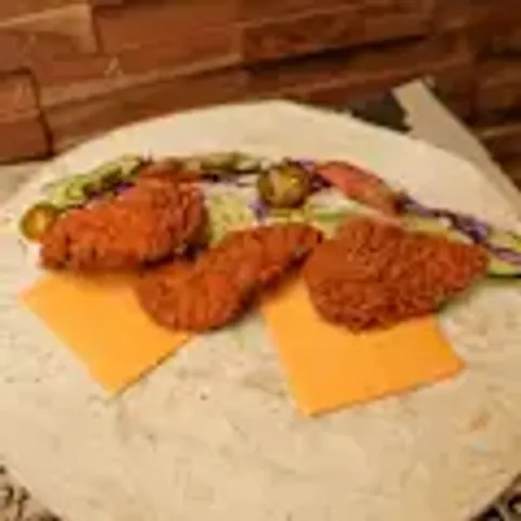 Dürüm chicken strips cheese