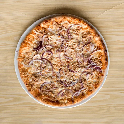 Pizza tonno con cipolle