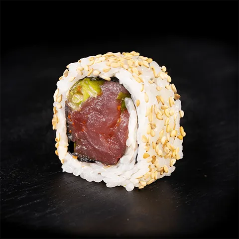 Uramaki spicy tuna