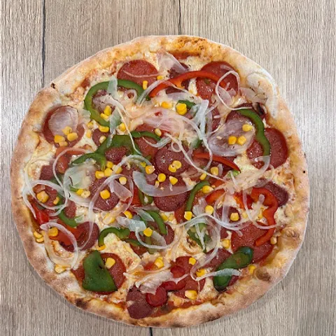 Pizza pepperoni Istanbul