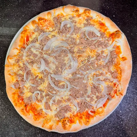 Pizza tonno