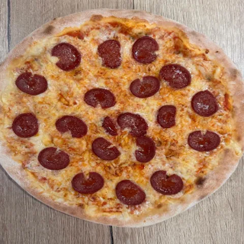 Pizza sucuk