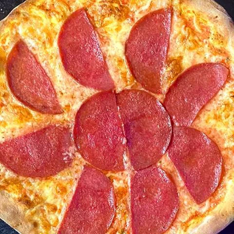 Pizza salami