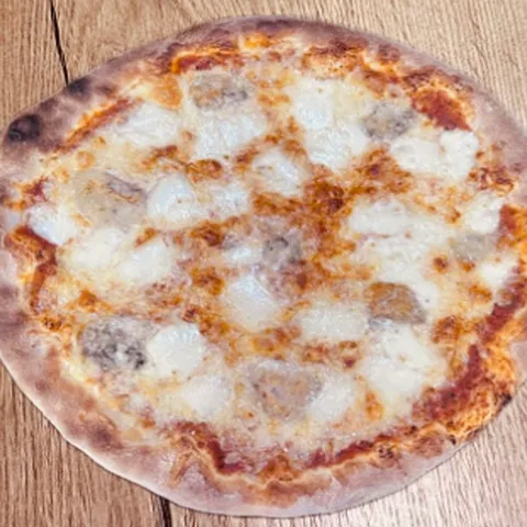 Pizza quattro formaggi