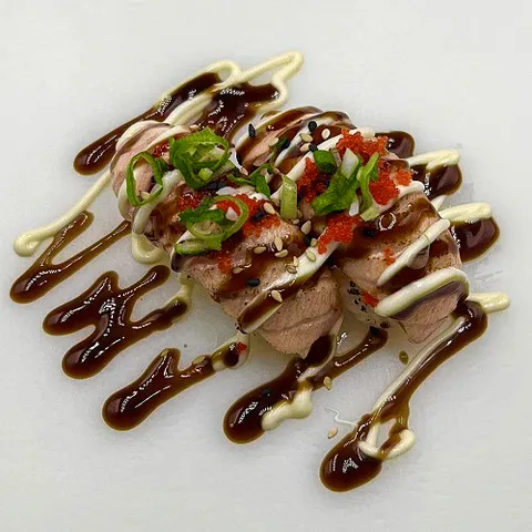 Flambé sake nigiri