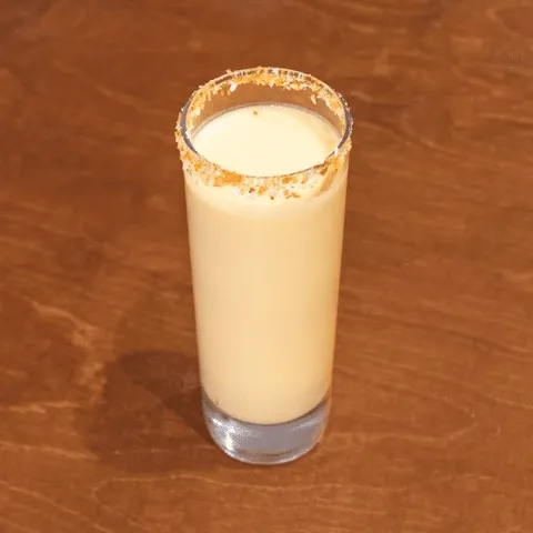 Mango lassi