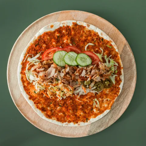 Turkse pizza kip kebab