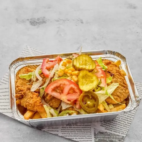 Crispy chicken kapsalon