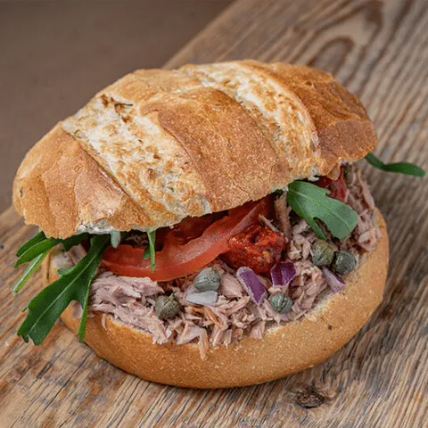 Broodje tonijn tomatentapenade