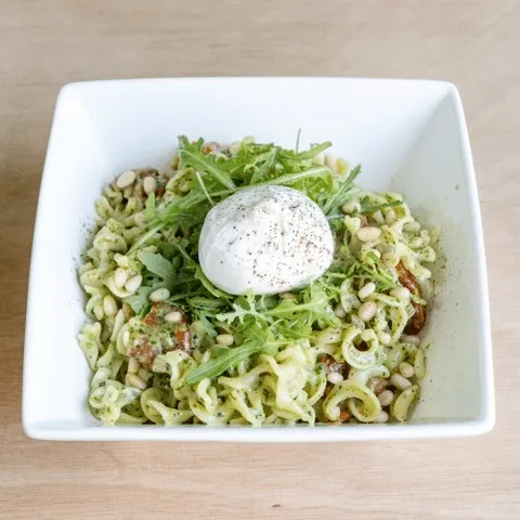 Pasta pesto