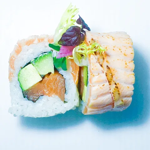 Zalm tataki roll