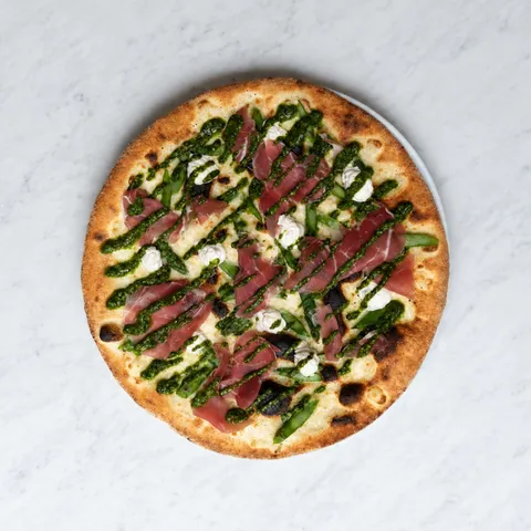 Pizza van de Maand: Prosciutto & Asparagi