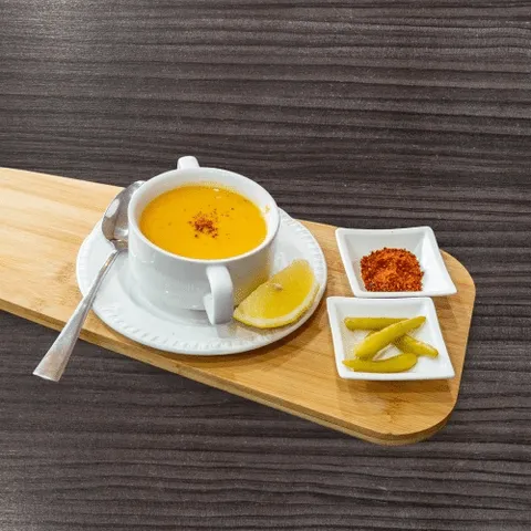Mercimek corbasi