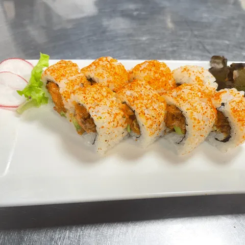 Spicy zalm salad roll
