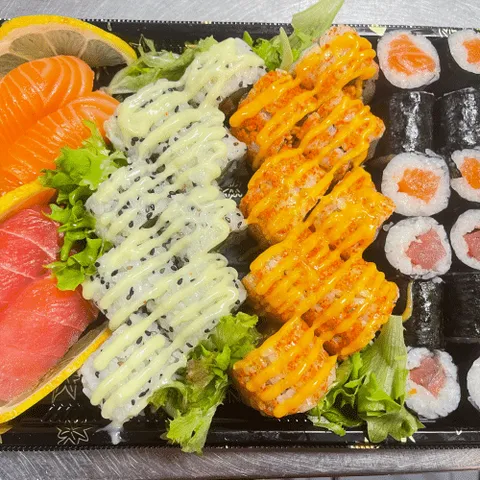 Zalm tonijn box 32 stuks