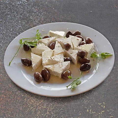 Feta me elies