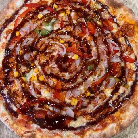 Pizza BBQ chicken