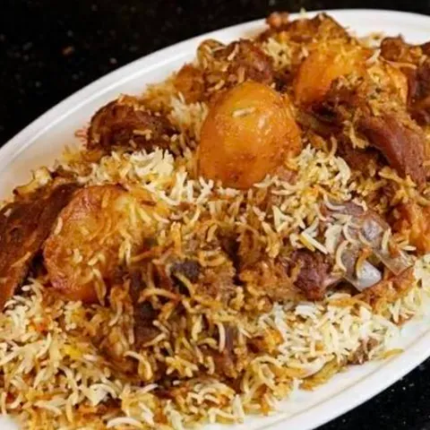 Deshi Kacchi Biriyani