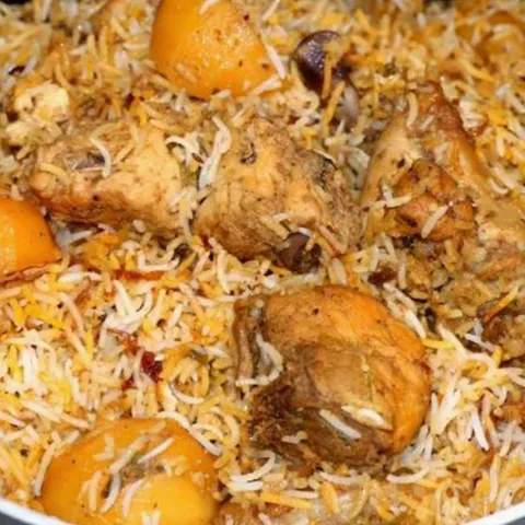 Deshi Chicken Dom Biriyani