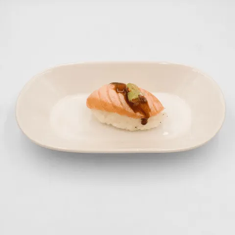 Flamed salmon nigiri