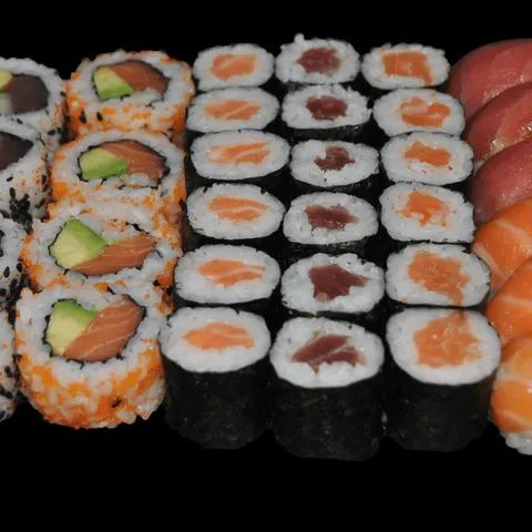 Tuna en salmon mix 32 stuks