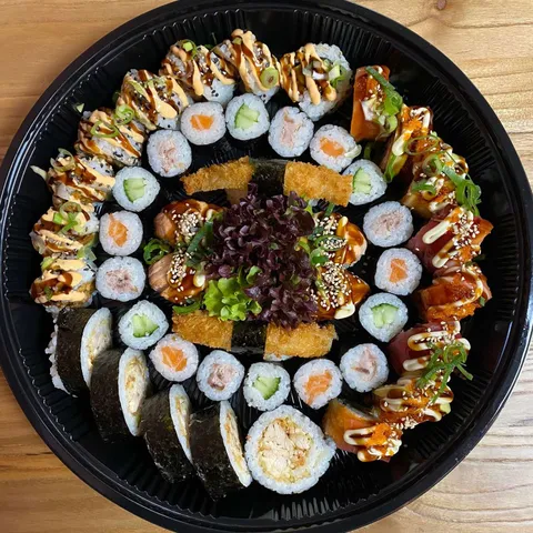 Sushi holic box 45 stuks