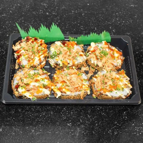 Crispy chicken special roll halal