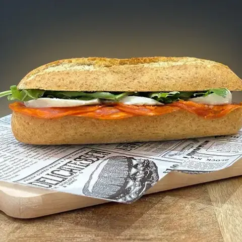 Pistoletje mozzarella chorizo