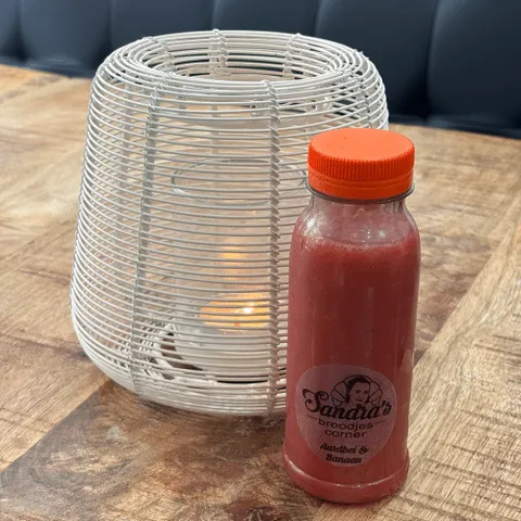 Aardbei en banaansmoothie