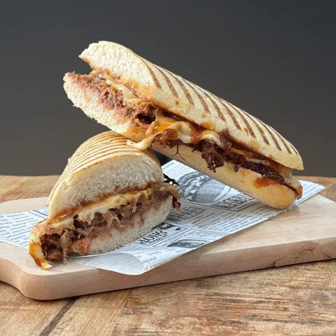 Panini pulled beef XL